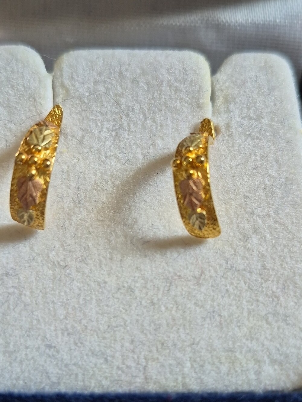 Landstroms 10k Rose Gold Earrings